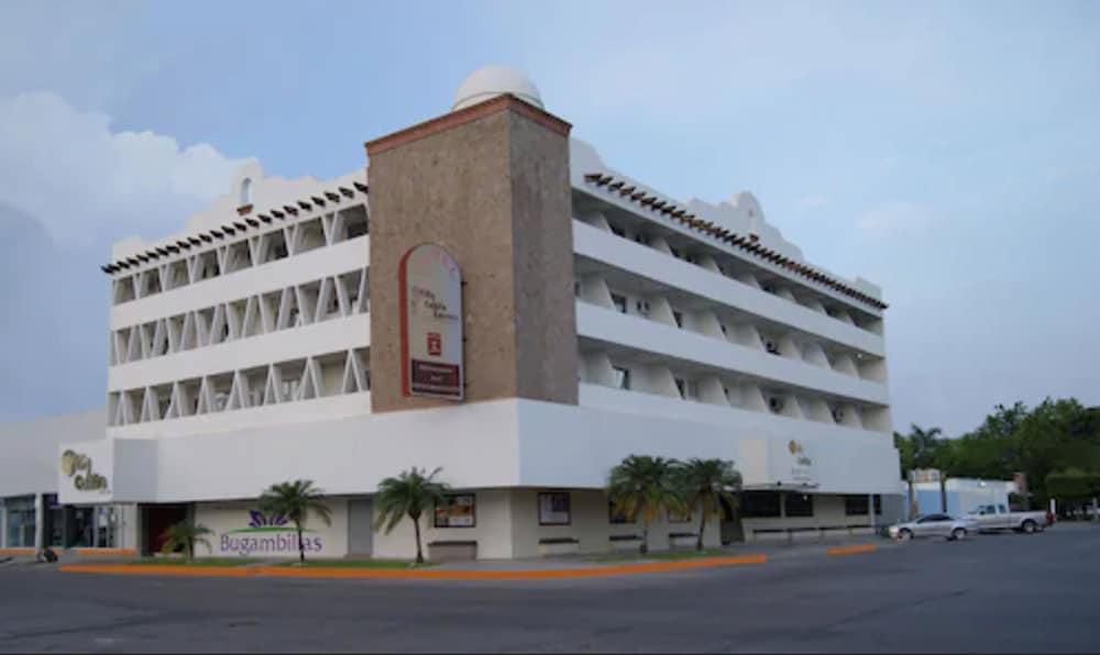 Hotel Villa Cahita Los Mochis Extérieur photo