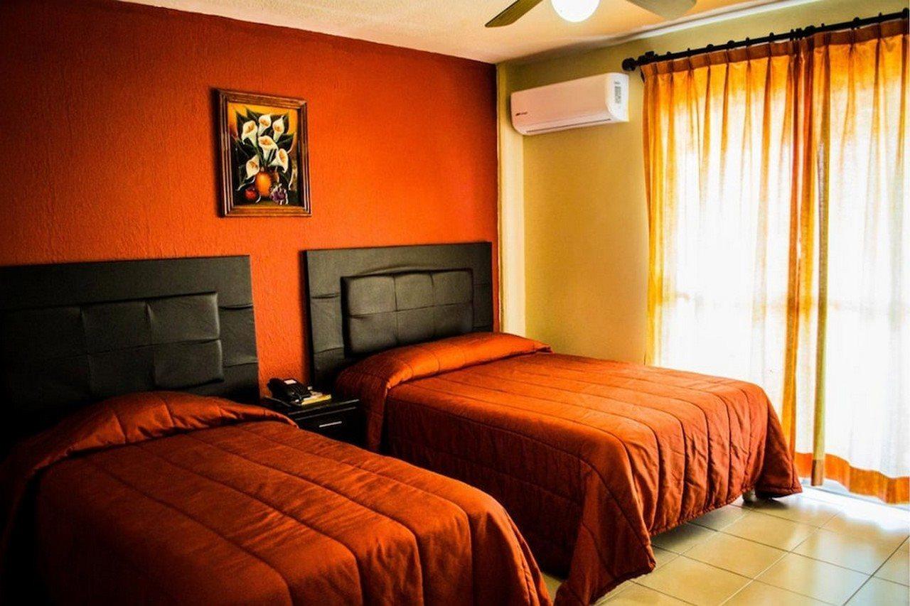 Hotel Villa Cahita Los Mochis Extérieur photo