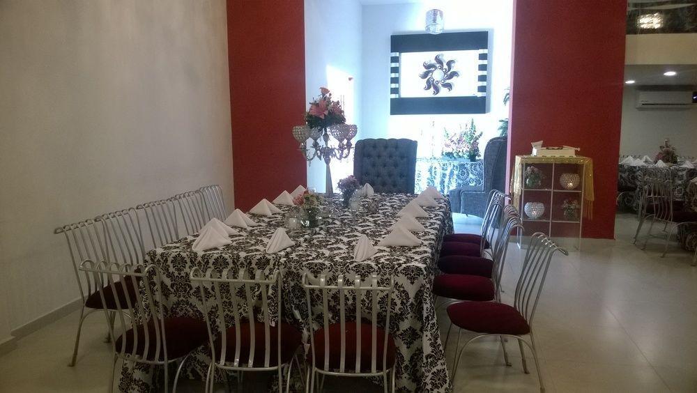 Hotel Villa Cahita Los Mochis Extérieur photo