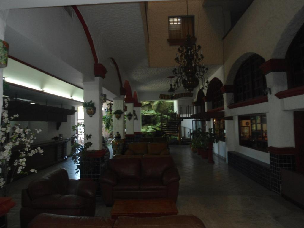 Hotel Villa Cahita Los Mochis Extérieur photo