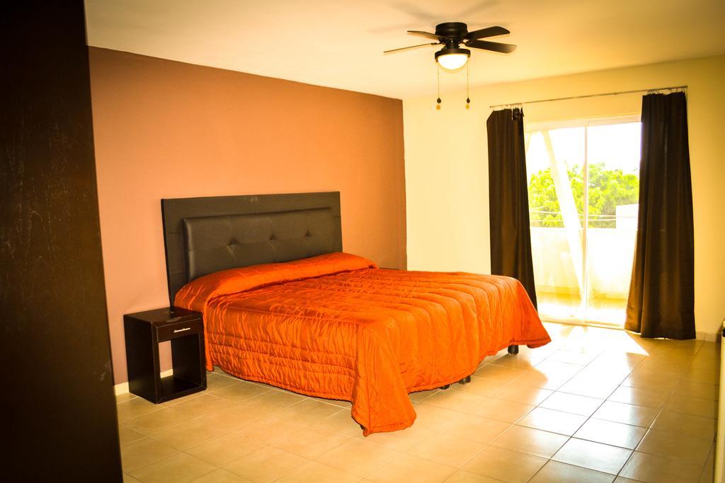 Hotel Villa Cahita Los Mochis Extérieur photo