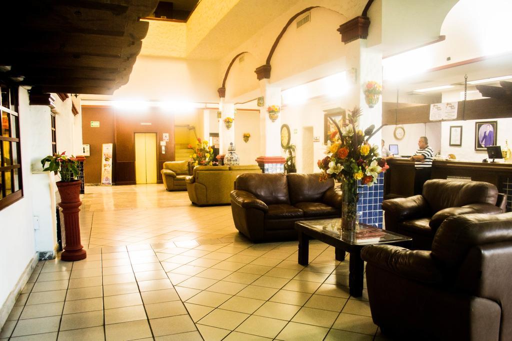 Hotel Villa Cahita Los Mochis Extérieur photo