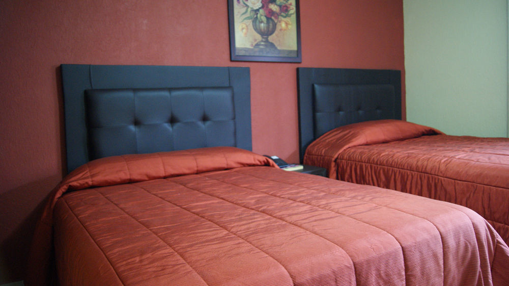 Hotel Villa Cahita Los Mochis Extérieur photo
